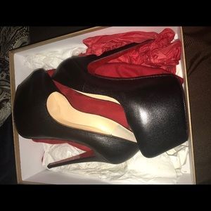 Christian Louboutin Daffodile